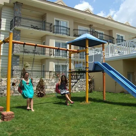 Celay 酒店 厄吕代尼兹